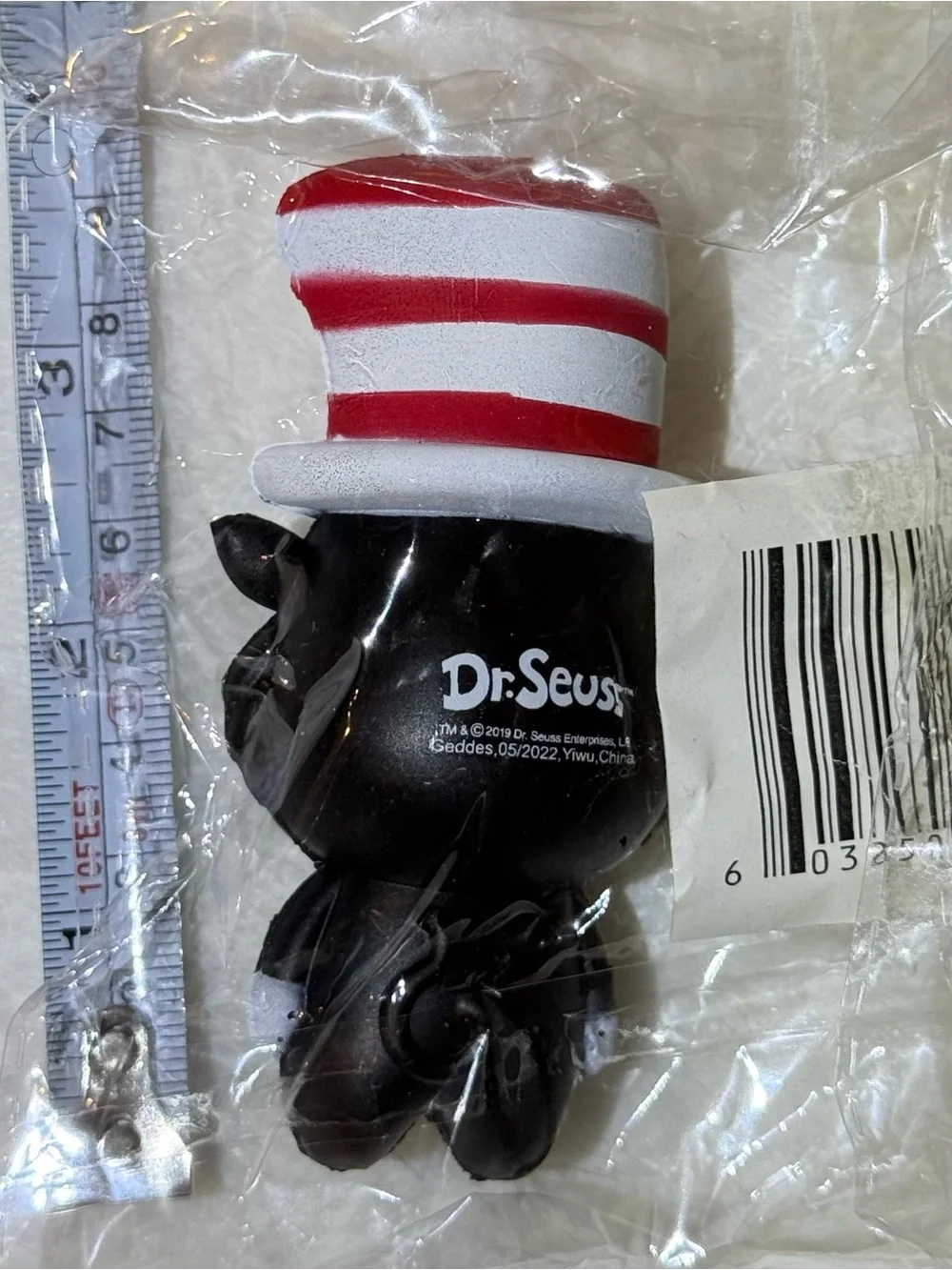 Dr. Seuss slow rise squishy Character Pack 3.5” 6 pc bundle. Cat In The Hat
